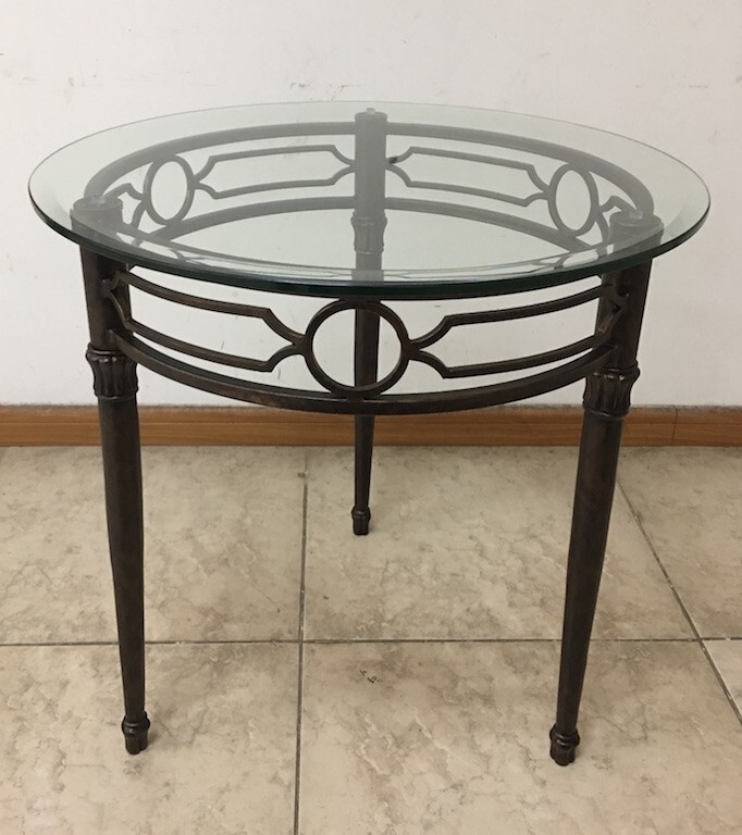 Round Metal Side Table With Tempered, Round Glass Top Side Table